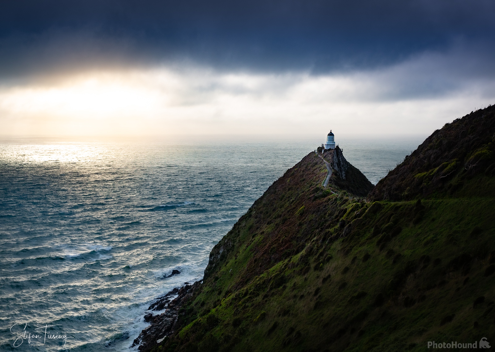 Image of Nugget Point Lighthouse by Stefan Tiesing