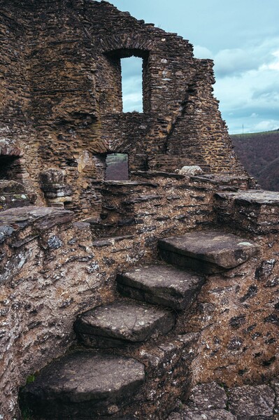 The castle offers a variety of viewpoints and amazing scenery. 