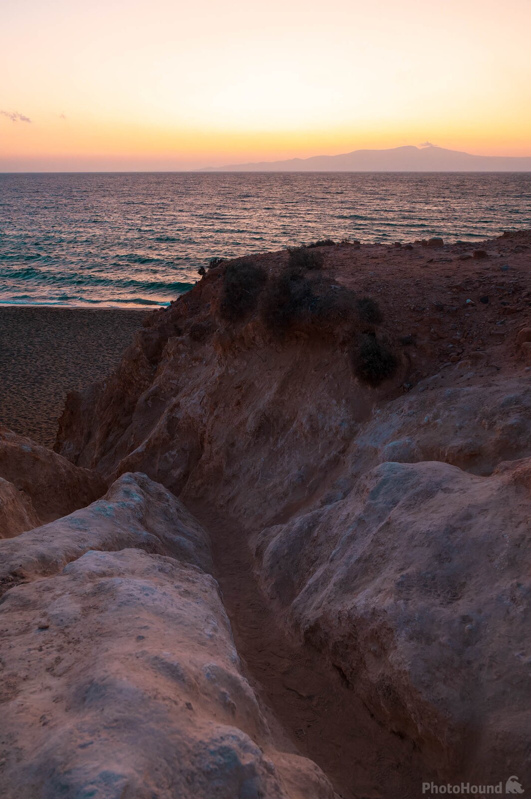 Image of Hawaii Beach Clifftop Sunset Spot by Szabolcs Gulacsi