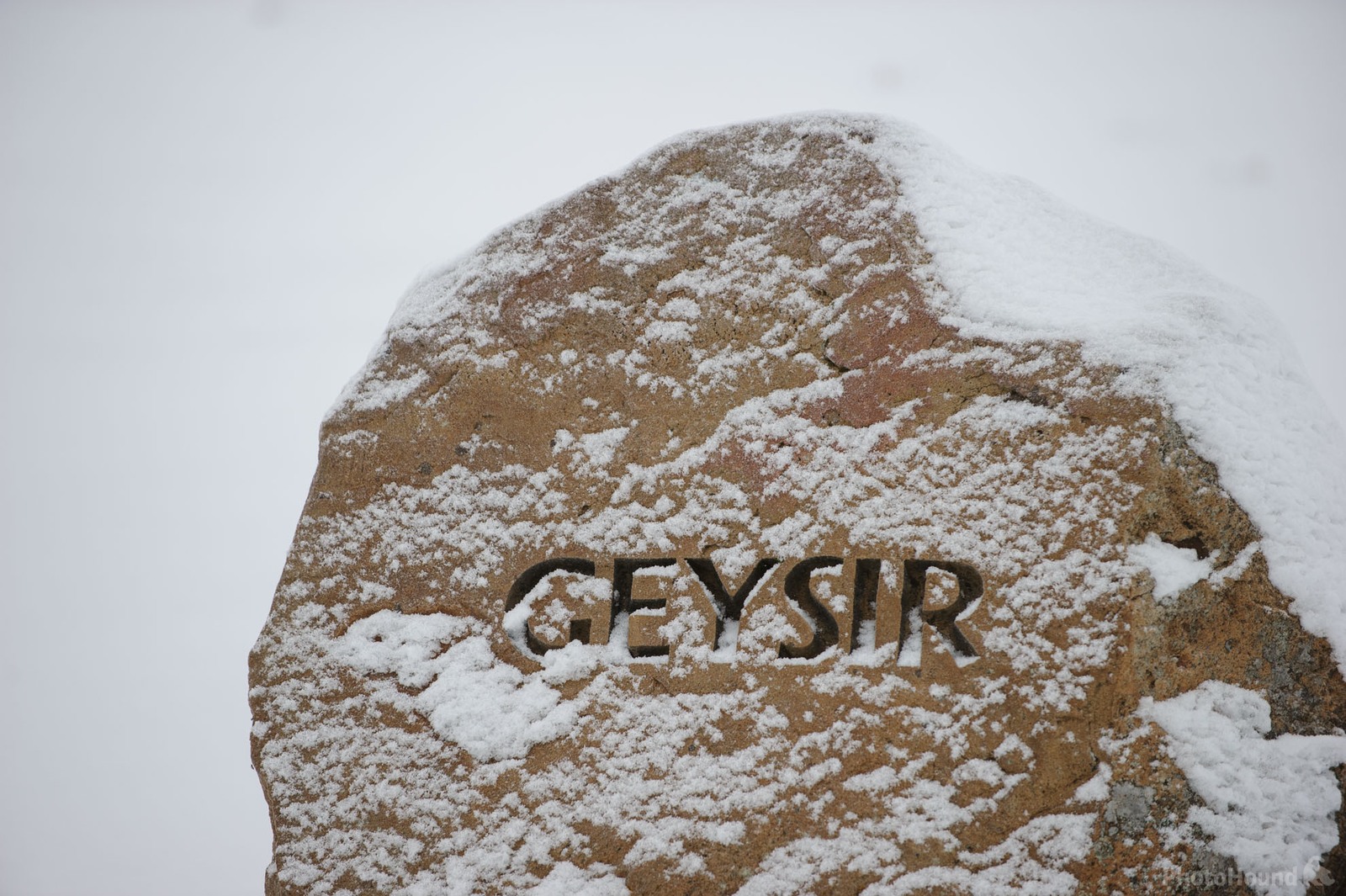 Image of Geysir by Luka Esenko