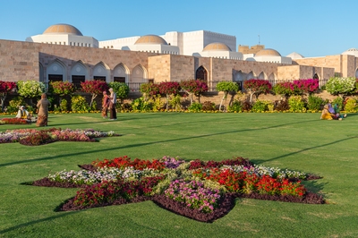 images of Oman - Al Alam Palace (قصر العلم)