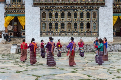 photos of Bhutan - Ura Yakchoe Festival