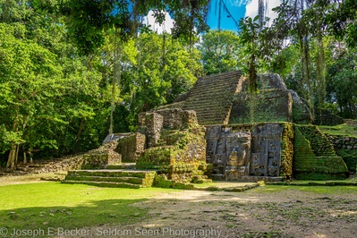 images of Belize - Lamanai Archaeological Reserve - Mayan Ruins