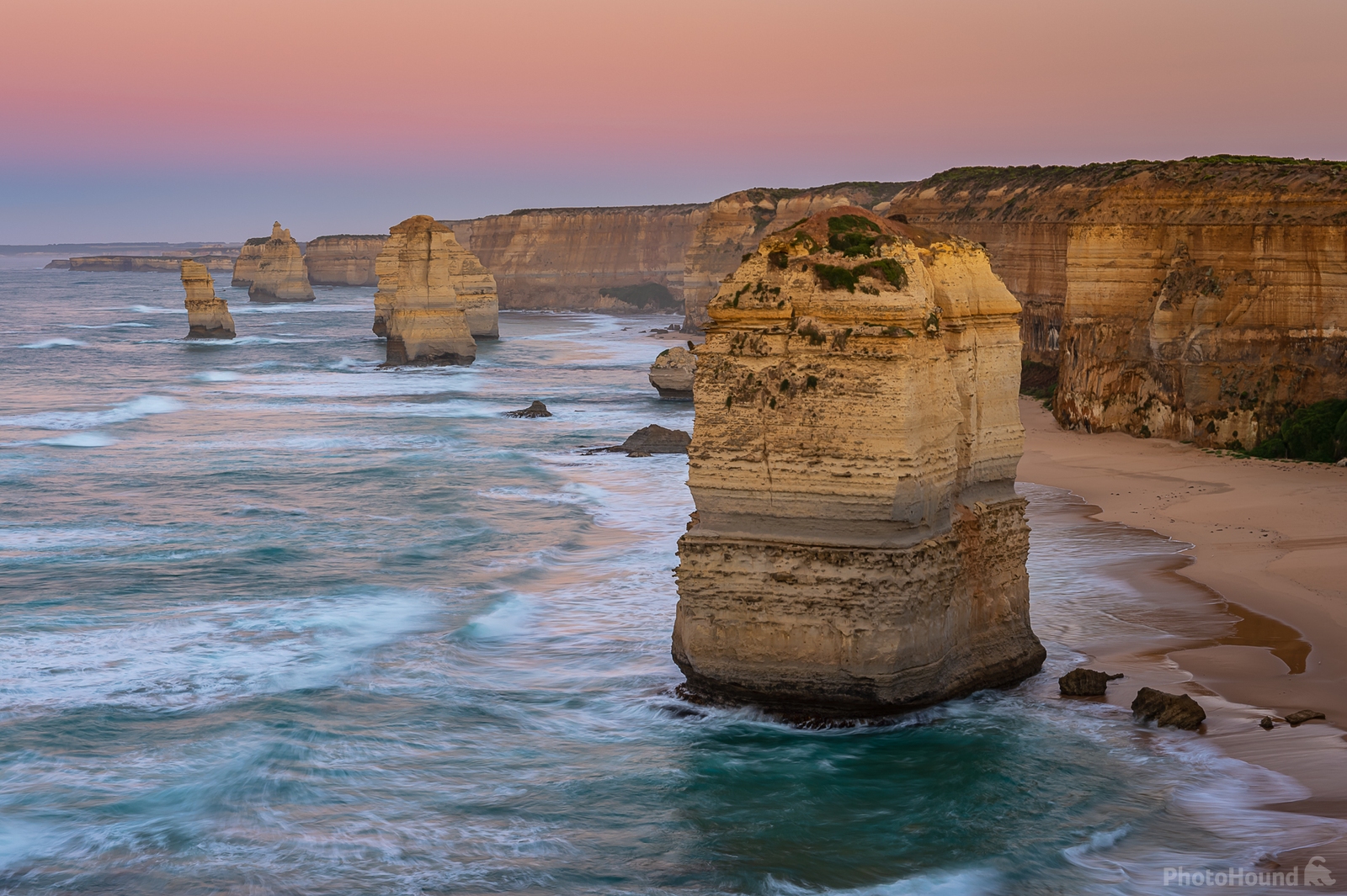 Image of The Twelve Apostles Lookout by Sue Wolfe