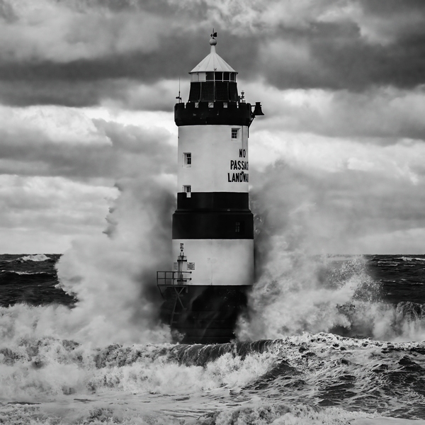 Penmon Lighthouse in Storm Arwen.