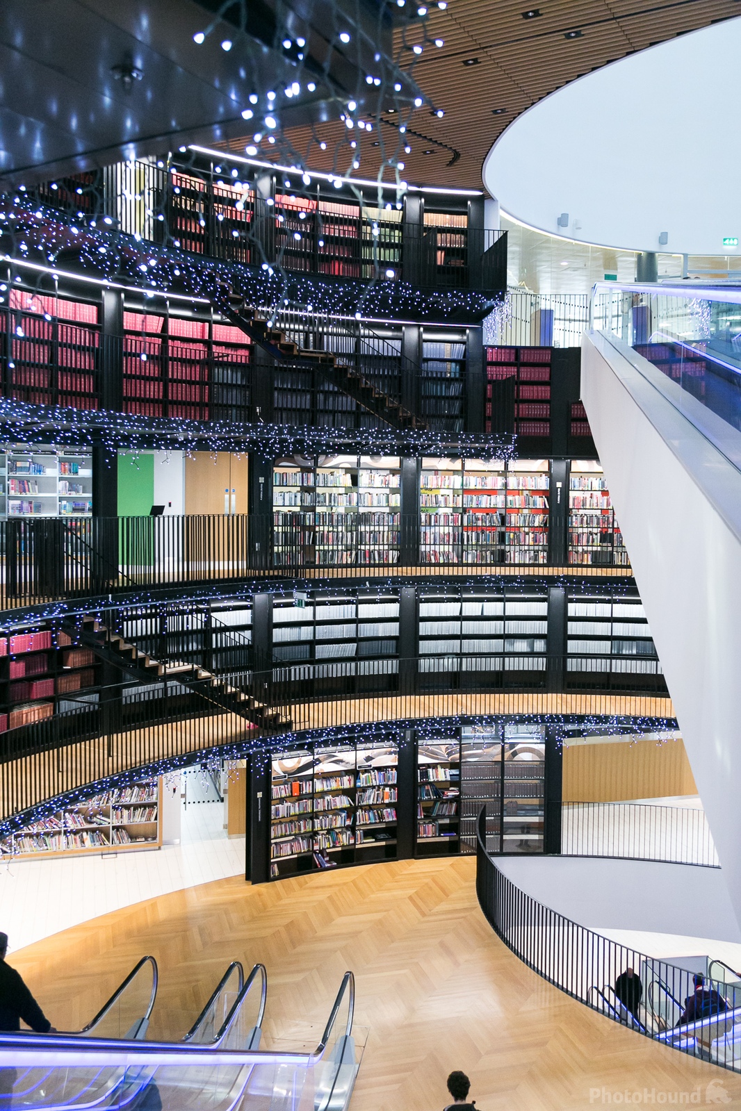 Image of Library of Birmingham - Interior by Carol Henson
