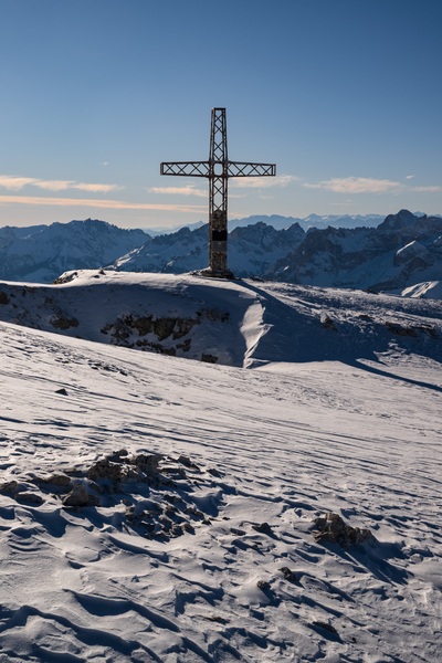 Cross at the top of Sass Pordoi