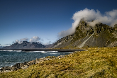 pictures of Iceland - Eystrahorn from Hvalnes Beach