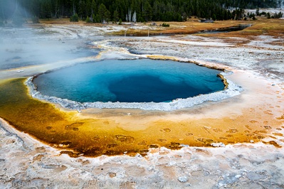 images of Yellowstone National Park - UGB - Crested Pool