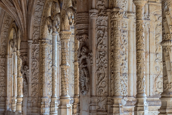 Jerónimos Monastery - Cloister Detail