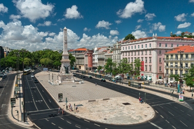 photo spots in Lisboa - Praça dos Restauradores