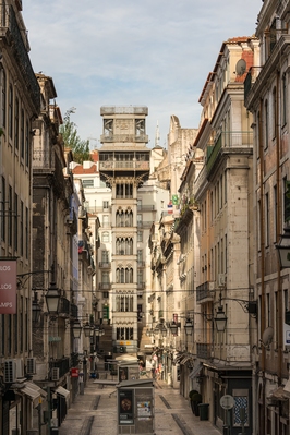 Lisbon photography locations - Elevador de Santa Justa