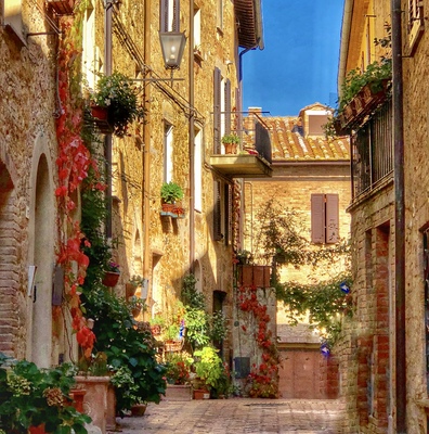images of Tuscany - Pienza Town