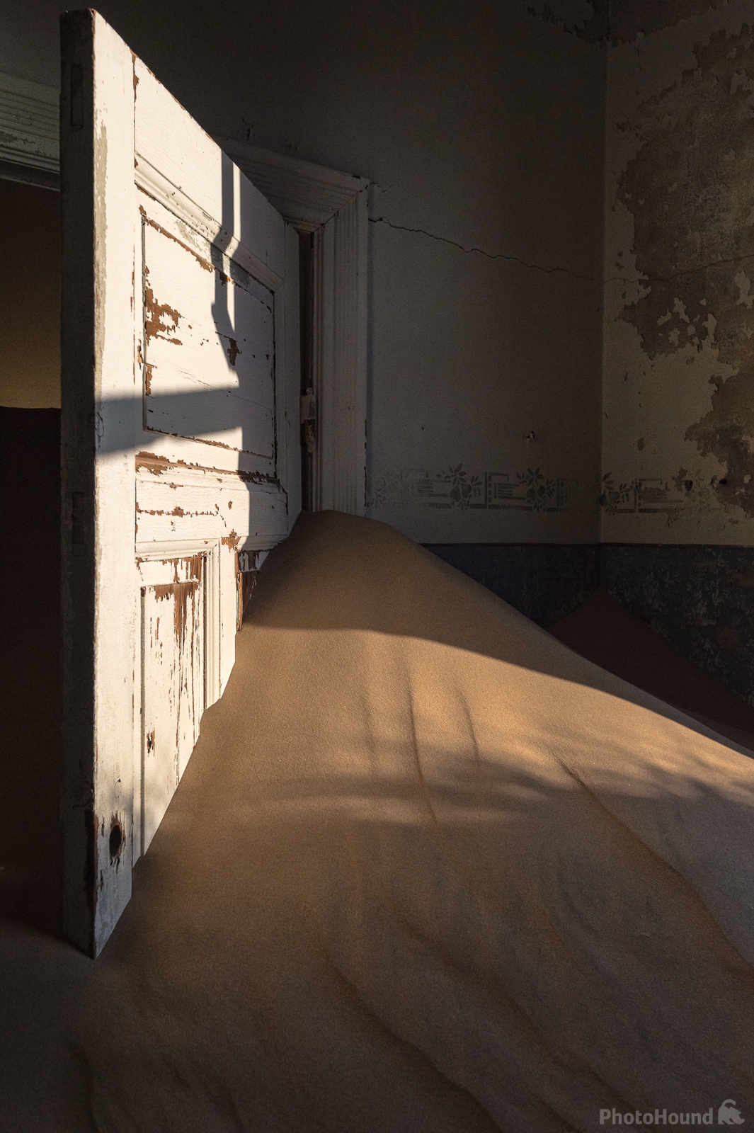 Image of Kolmanskop by Sue Wolfe