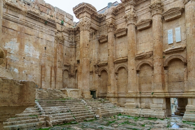 Lebanon images - Baalbek Roman Ruins