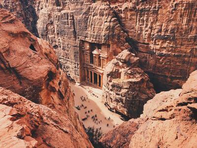 images of Jordan - Petra Siq & Treasury (Al Khazna)