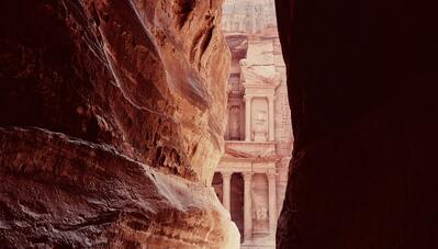 Jordan images - Petra Siq & Treasury (Al Khazna)