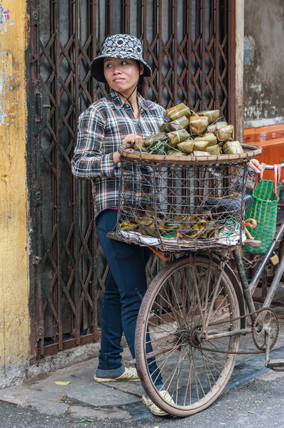 photos of Vietnam - Hang Be Market