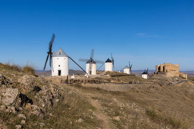 Spain photos -  The Windmills of Consuegra
