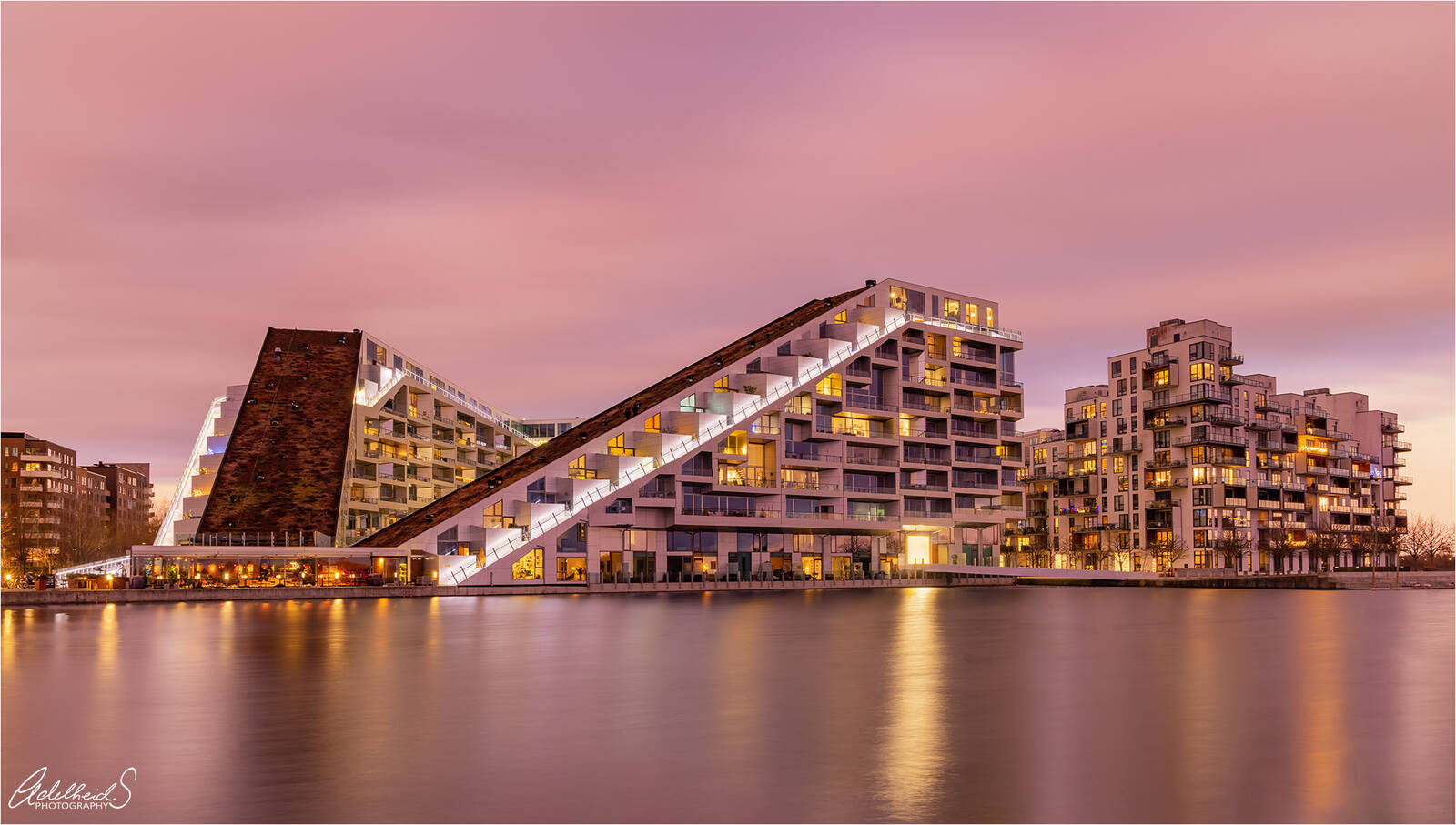 Image of 8tallet (8House) Residential Area Copenhagen by Adelheid Smitt