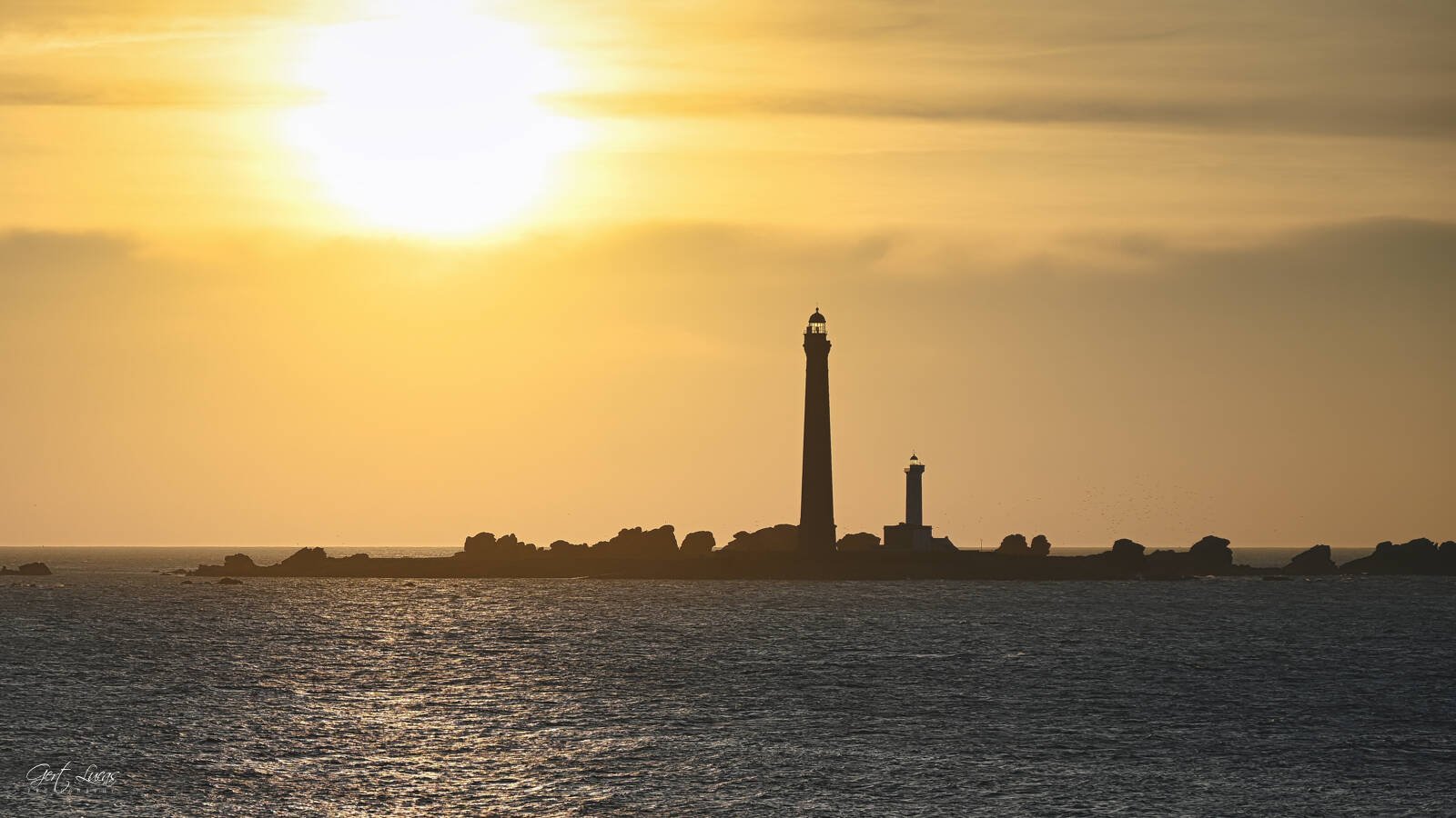 Image of Virgin Island lighthouse - sunset viewpoint by Gert Lucas