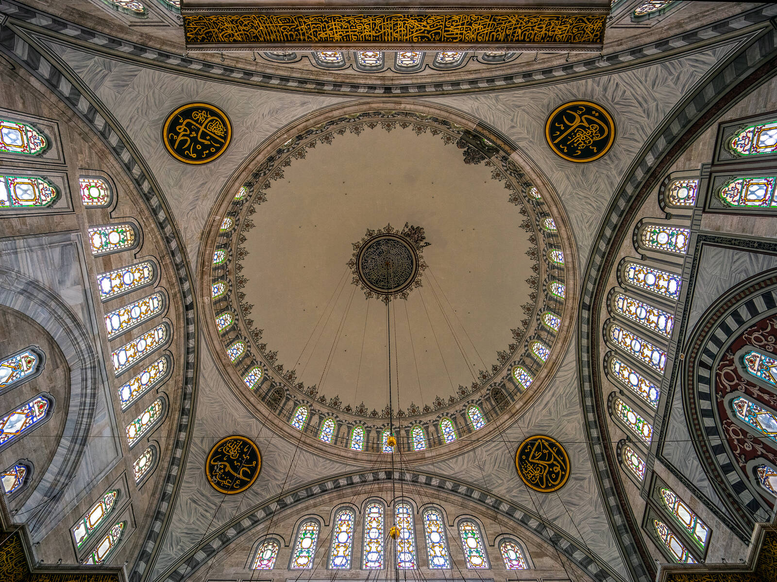 Image of Nuruosmaniye Mosque by James Billings.