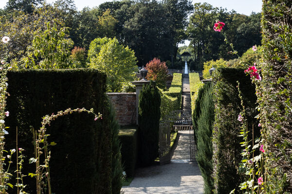 The path that runs through the centre of the gardens