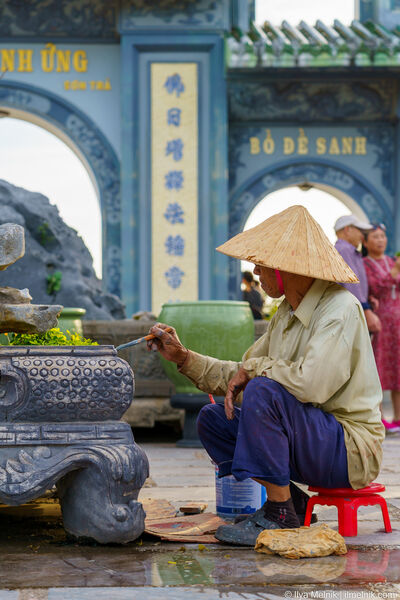 photos of Vietnam - Chua Linh Ung Temple