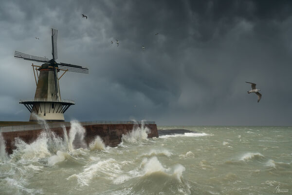 The Oranjemolen during a storm in February 2021
