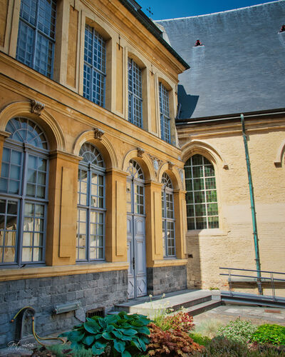 Musée de l'Hospice Comtesse - Interiour court