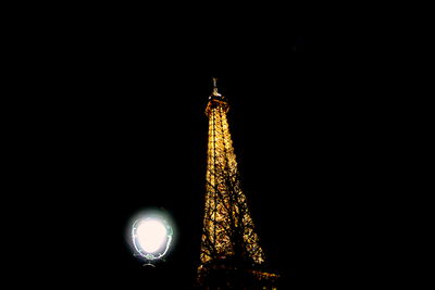 pictures of Paris - Eiffel Tower, Paris