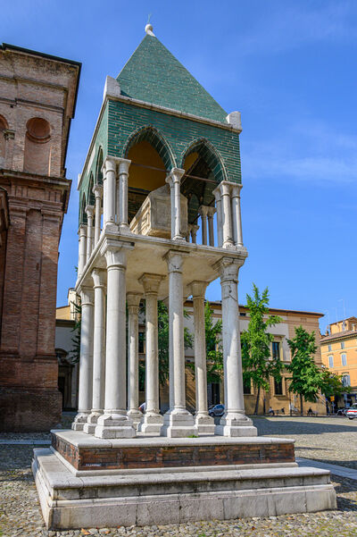 pictures of Bologna - Basilica Di San Domenico