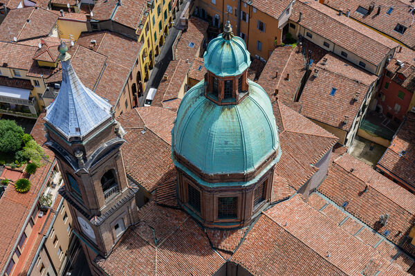 Bird's Eye View of Basilica di San Bartolomeo