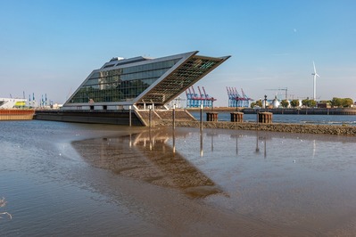 photos of Germany - Dockland Building