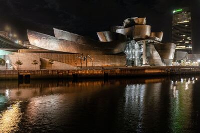 pictures of Spain - Guggenheim Museum Bilbao