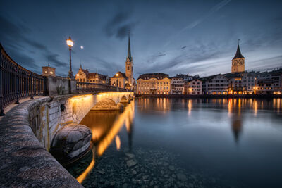 Switzerland images - Münsterbrücke Zürich