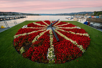 Switzerland pictures - Zurich Blumenuhr (Floral Clock)