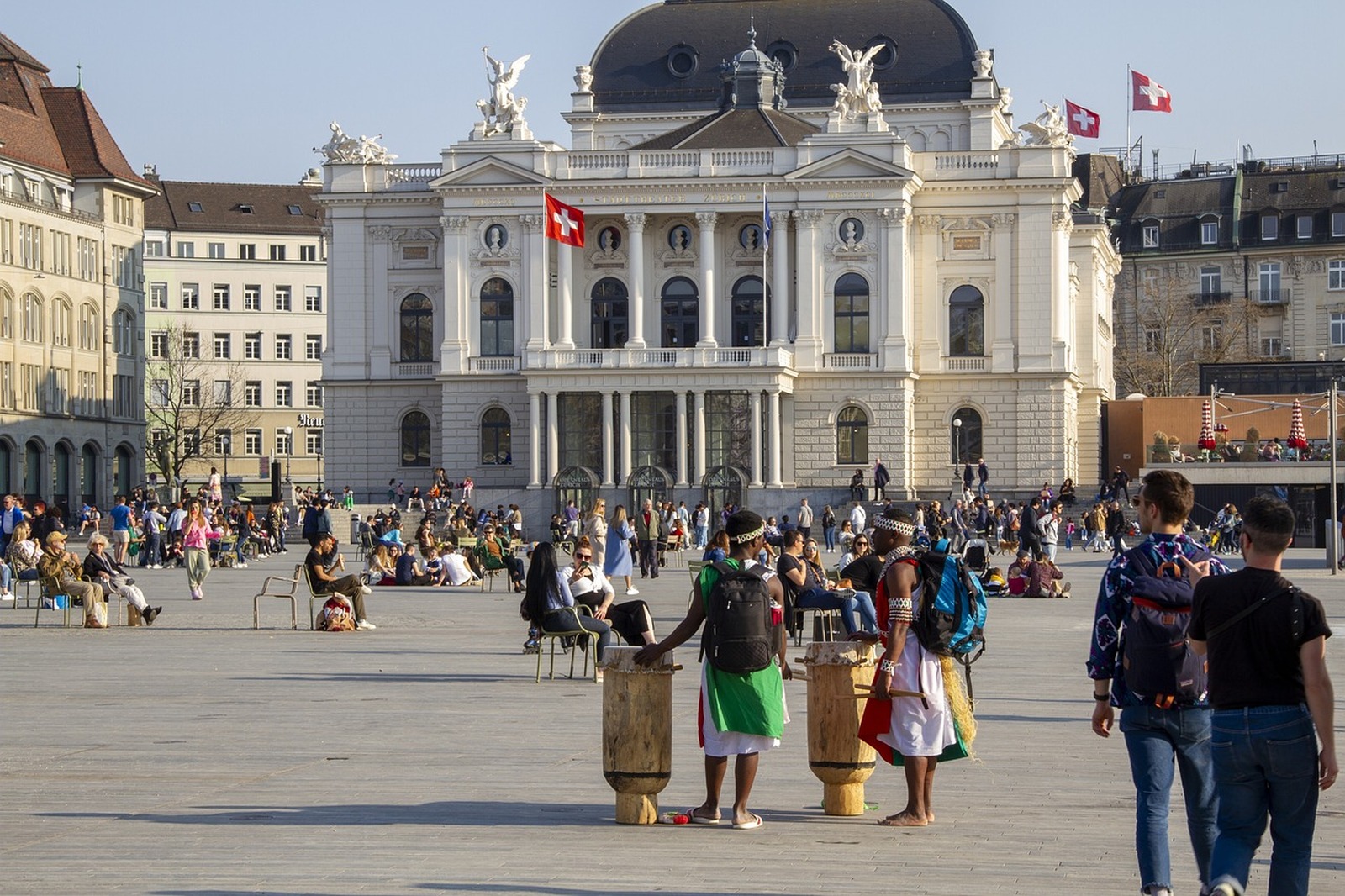 Image of Zurich Opera House (Opernhaus Zurich) by Team PhotoHound