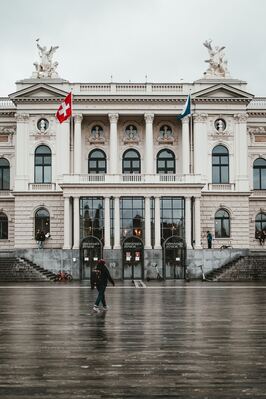 Switzerland images - Zurich Opera House (Opernhaus Zurich)