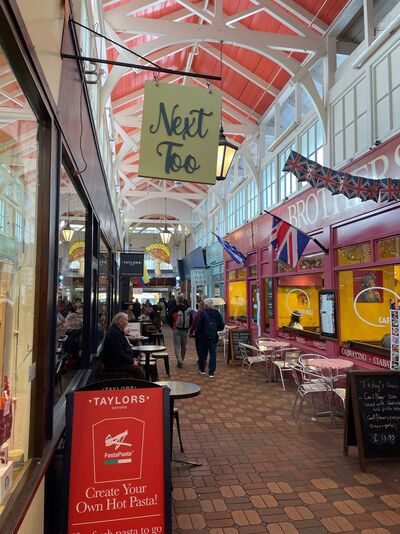 pictures of Oxford - The Covered Market