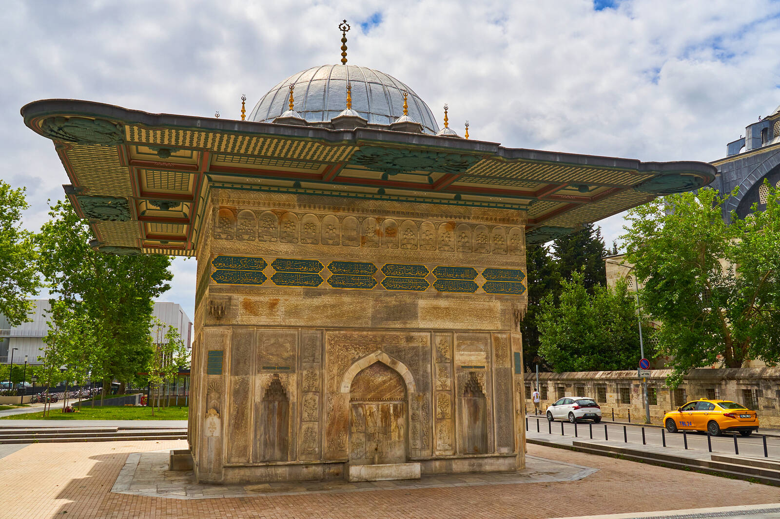 Image of Tophane Fountain by Rostikslav Nepomnyaschiy