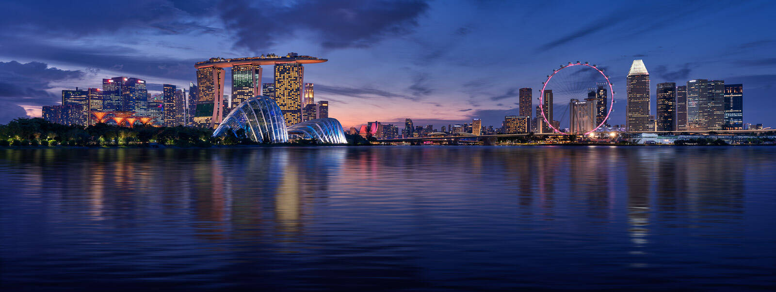 Image of Gardens by the Bay (East) by Juraj Zimányi