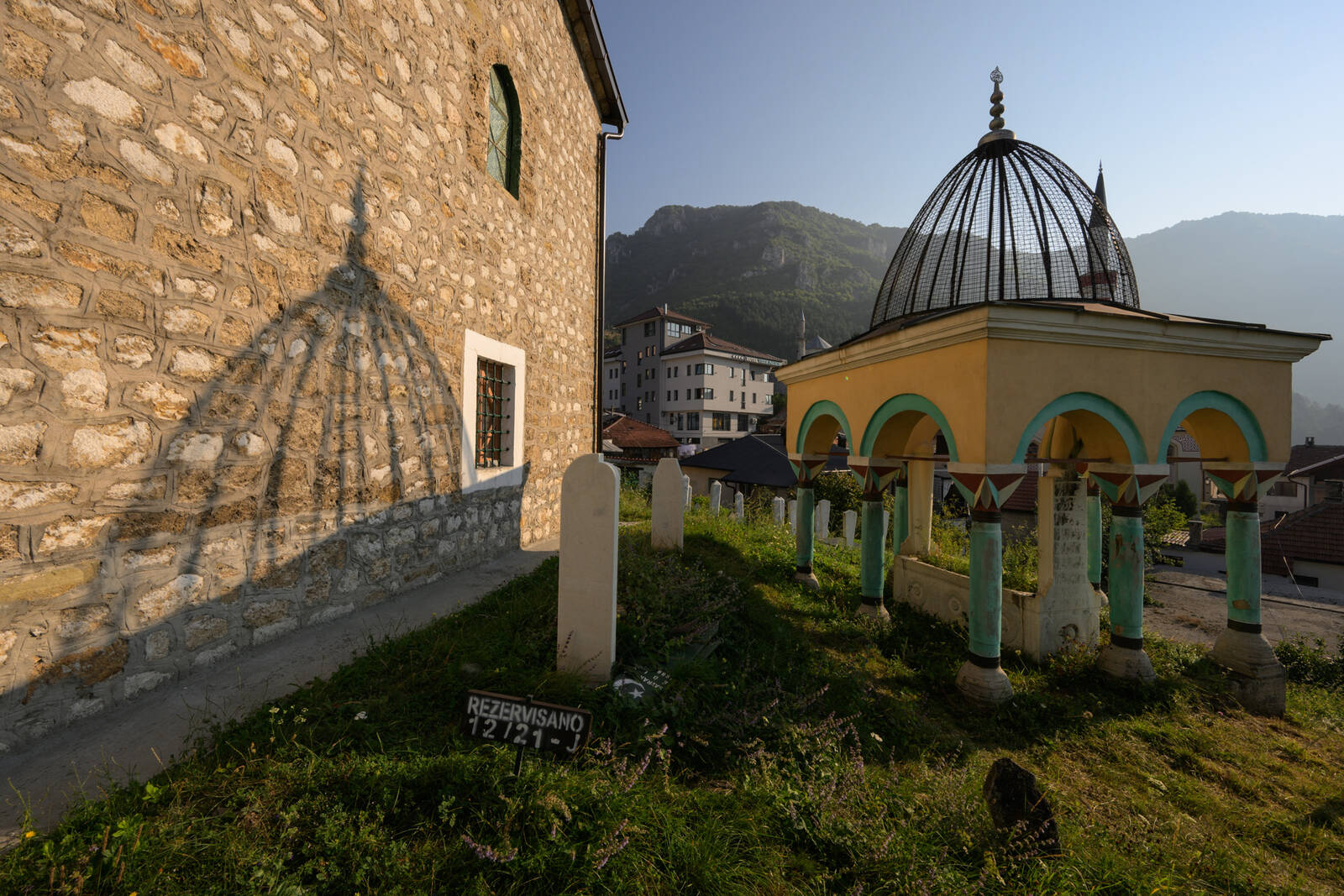 Image of Yeni Mosque (Nova Džamija) by Luka Esenko
