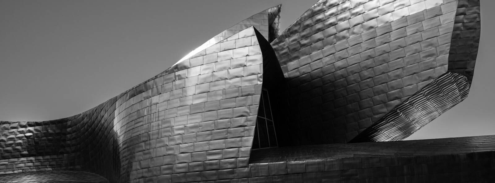 Image of Guggenheim Museum Bilbao by Mateusz Torbus