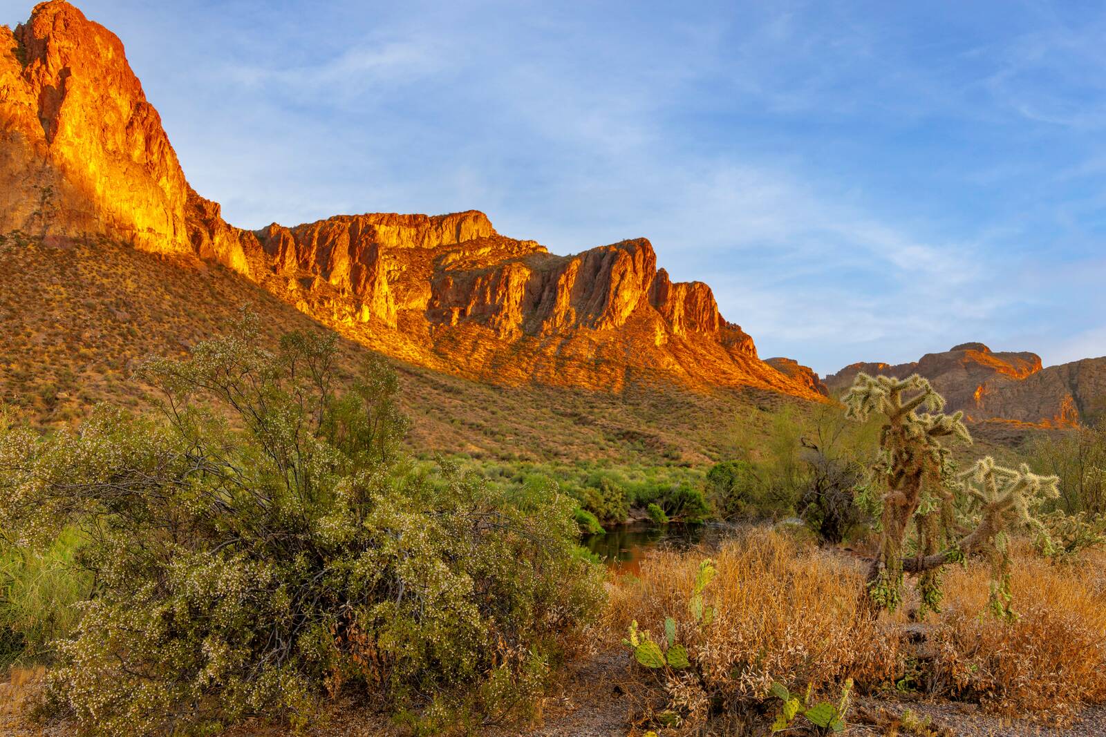 Image of Lower Salt River rock formations by Rob Cady