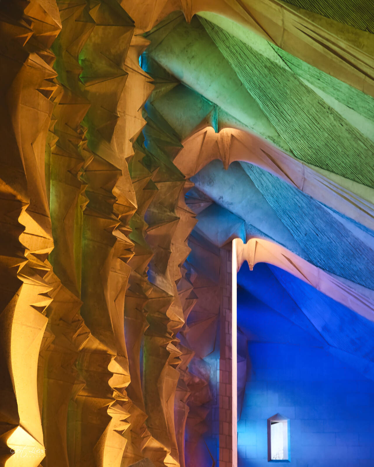 Image of Sagrada Familia - Interior by Gert Lucas