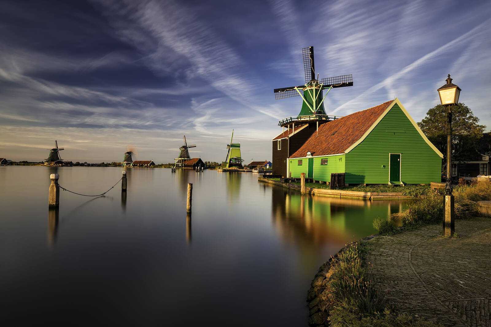 Image of Zaanse Schans windmills by Bogdan Maris