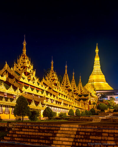Image of Shwedagon Pagoda ရွှေတိဂုံစေတီတော် - Shwedagon Pagoda ရွှေတိဂုံစေတီတော်