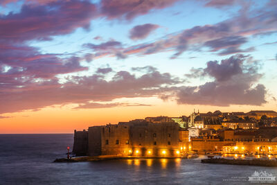 Dubrovnik evening zoom in.