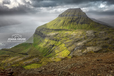 images of the Faroe Islands - Sornfelli Mountain